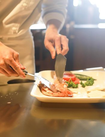5 Cara Merawat Pisau Dapur agar Tetap Tajam Bertahun-Tahun