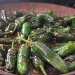5 Kesalahan Menumis Sayur yang Bikin Berair dan Pahit (Serta